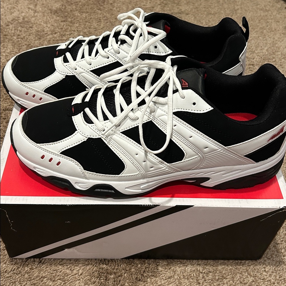 🏷️ Avia AVI-Verge Men’s Sneakers – Size 15 Wide (4E) – Black/White/Red